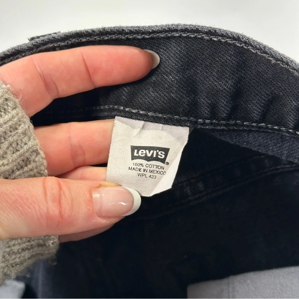 Levi’s 501 90s / Y2K Vintage Black Button Fly Straight Leg Denim